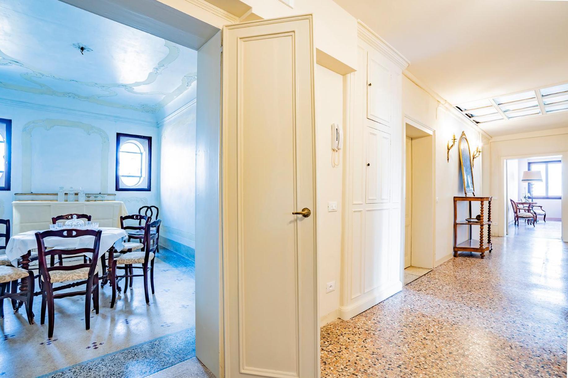 Sunbeam Palace * Venise